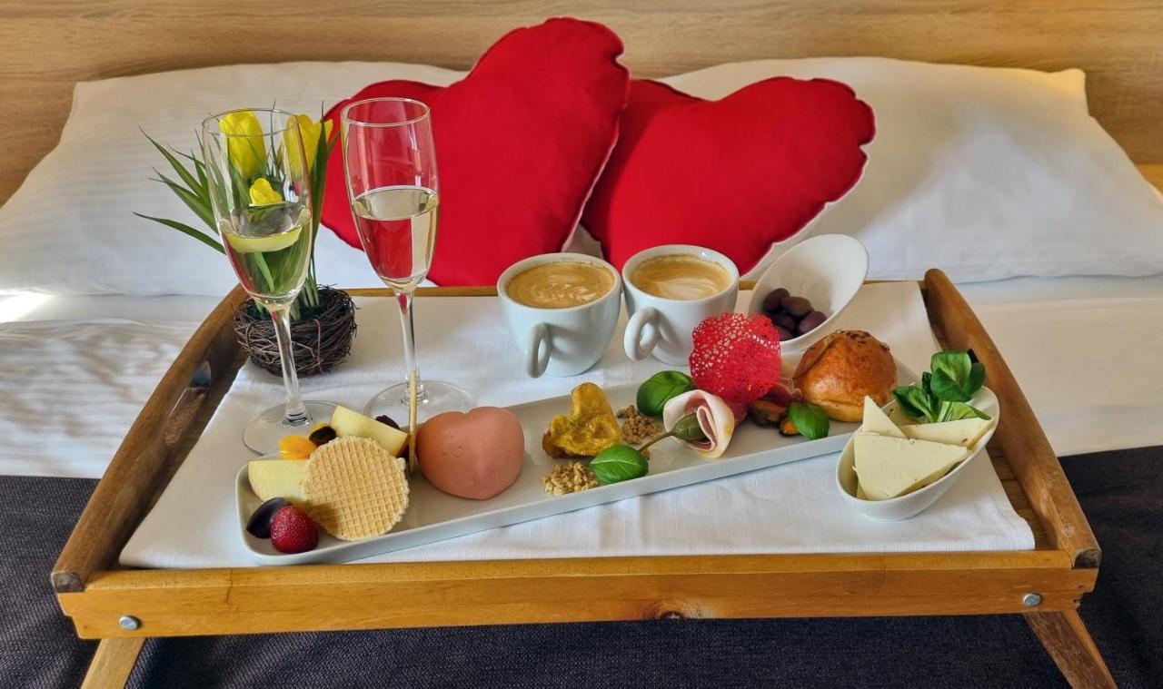 ヴァラズディンスケ・トプリツェ Sobe Bernarda Bed & Breakfast エクステリア 写真