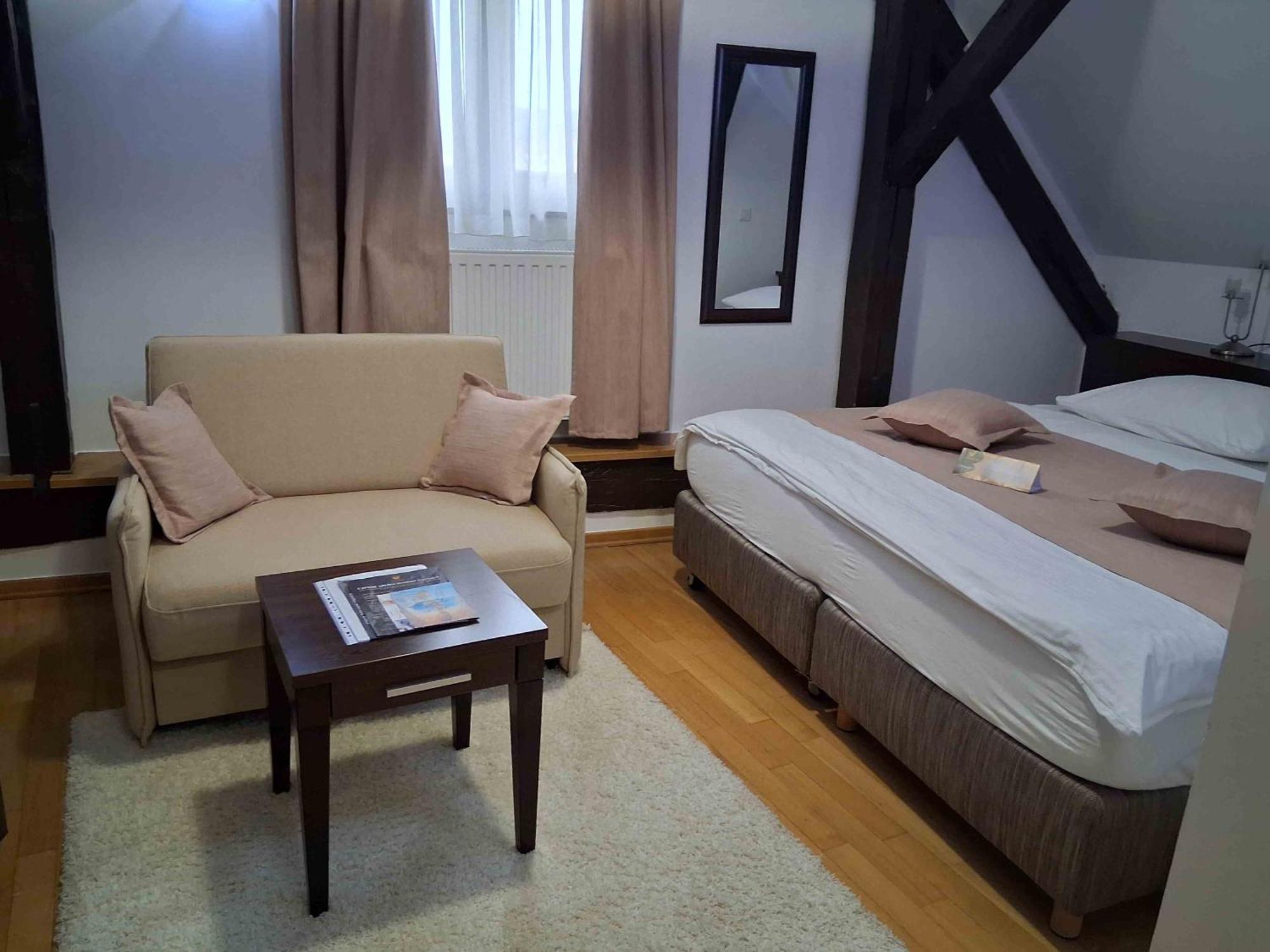 ヴァラズディンスケ・トプリツェ Sobe Bernarda Bed & Breakfast エクステリア 写真