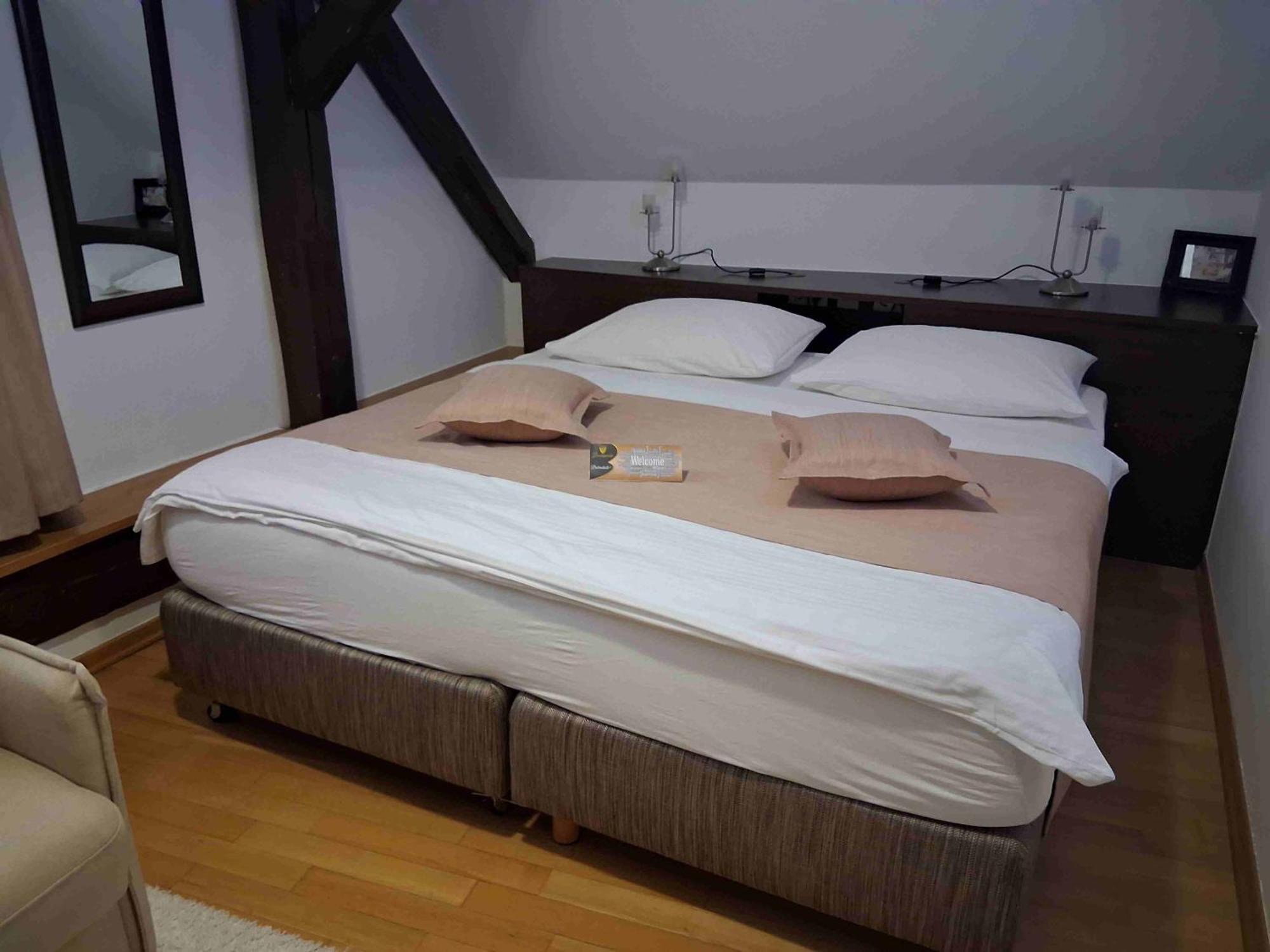 ヴァラズディンスケ・トプリツェ Sobe Bernarda Bed & Breakfast エクステリア 写真