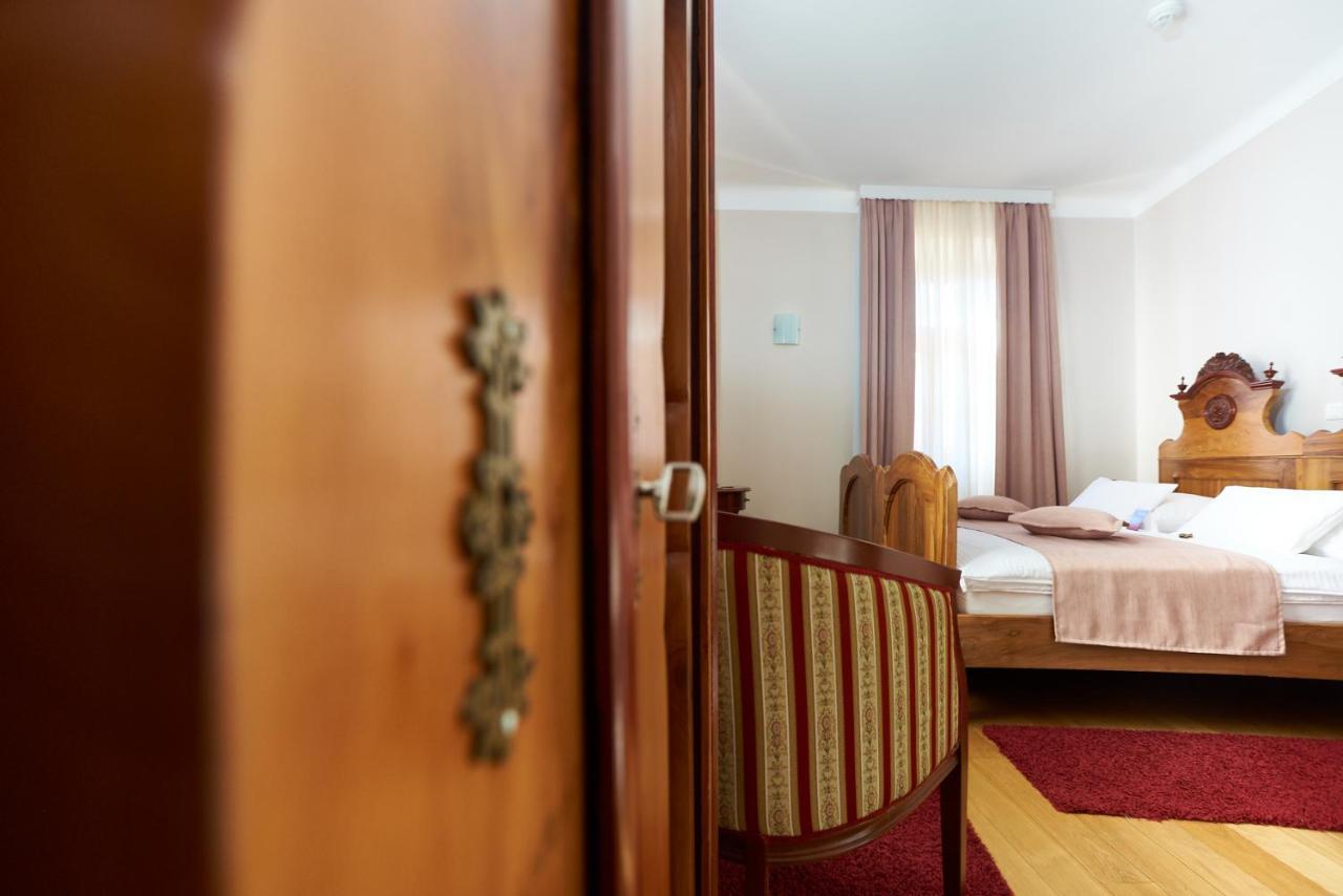 ヴァラズディンスケ・トプリツェ Sobe Bernarda Bed & Breakfast エクステリア 写真